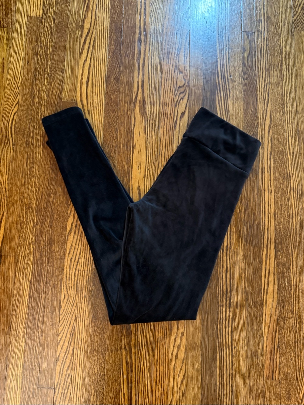 No Boundaries Black High-Waisted Velour Velvet Leggings - Size S/M